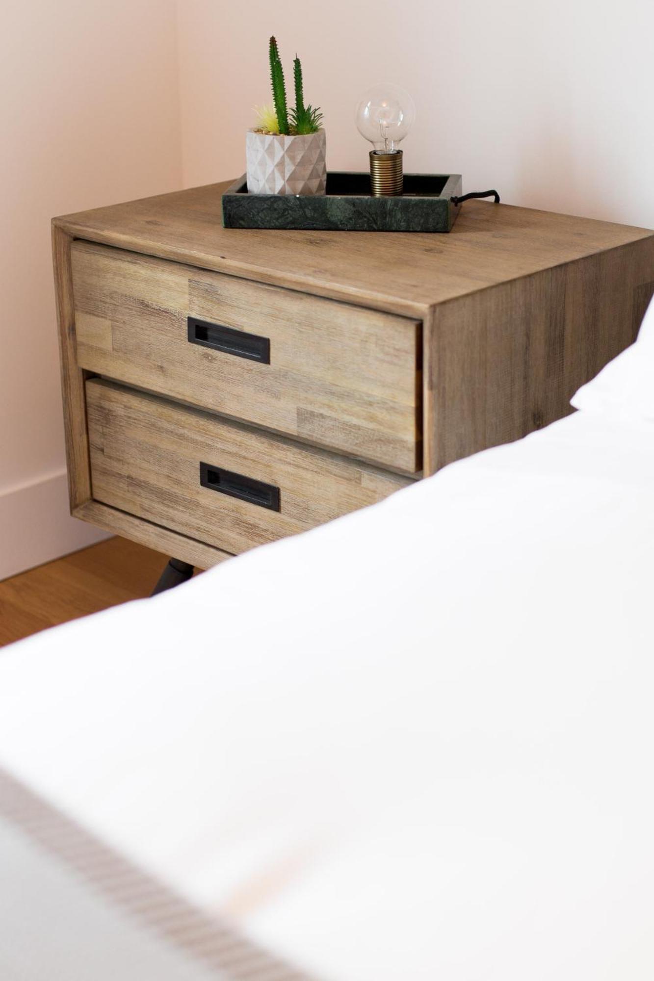 Hip, Stylish Apartment In Little Italy By Den Stays A Montréal Oda fotoğraf