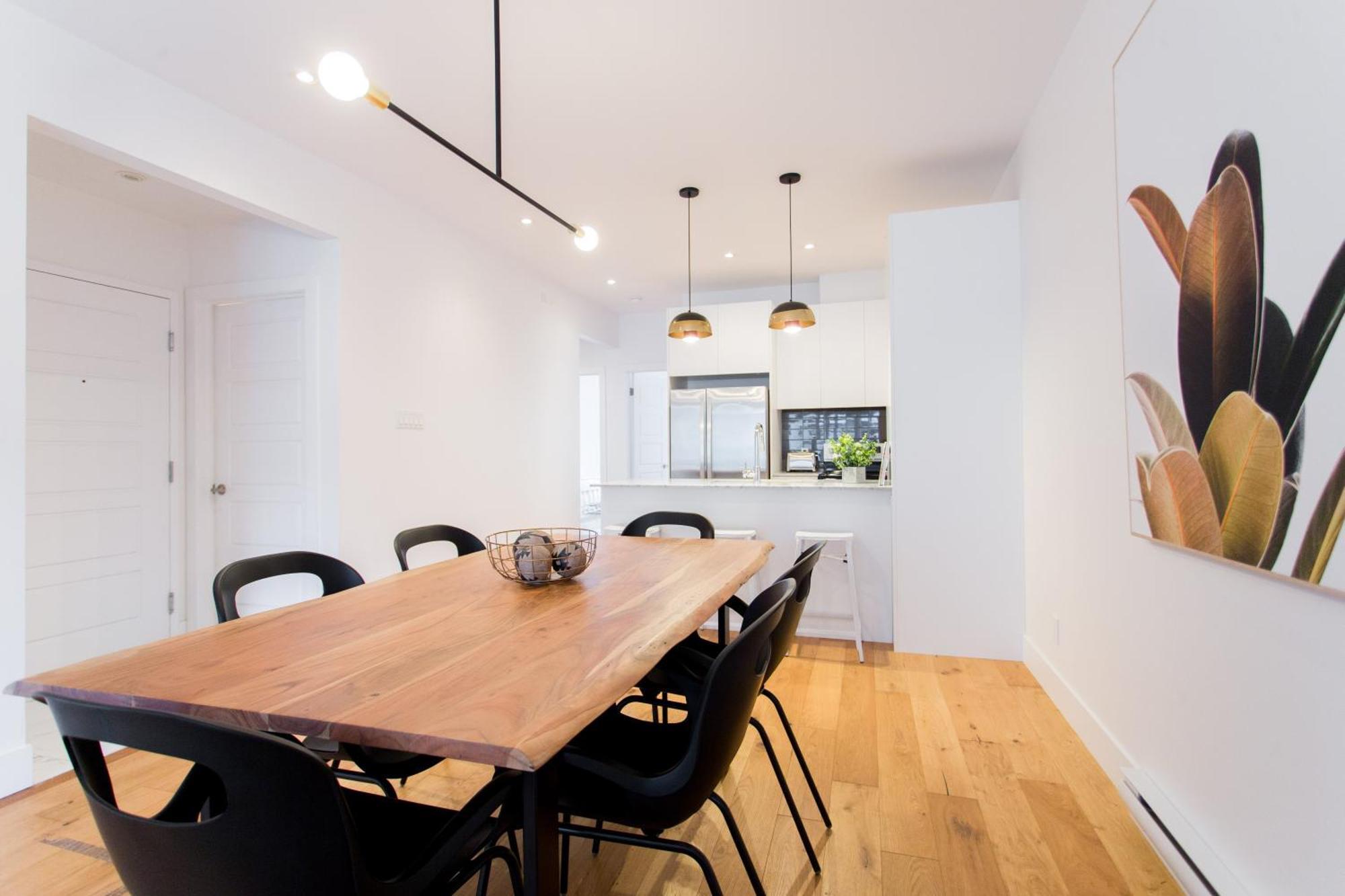 Hip, Stylish Apartment In Little Italy By Den Stays A Montréal Oda fotoğraf