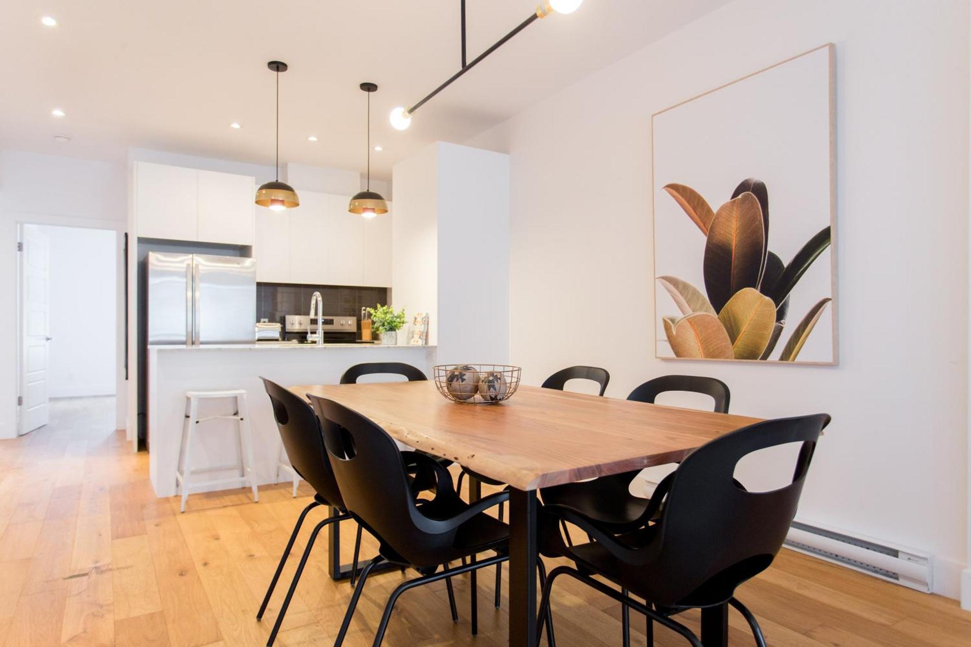 Hip, Stylish Apartment In Little Italy By Den Stays A Montréal Oda fotoğraf